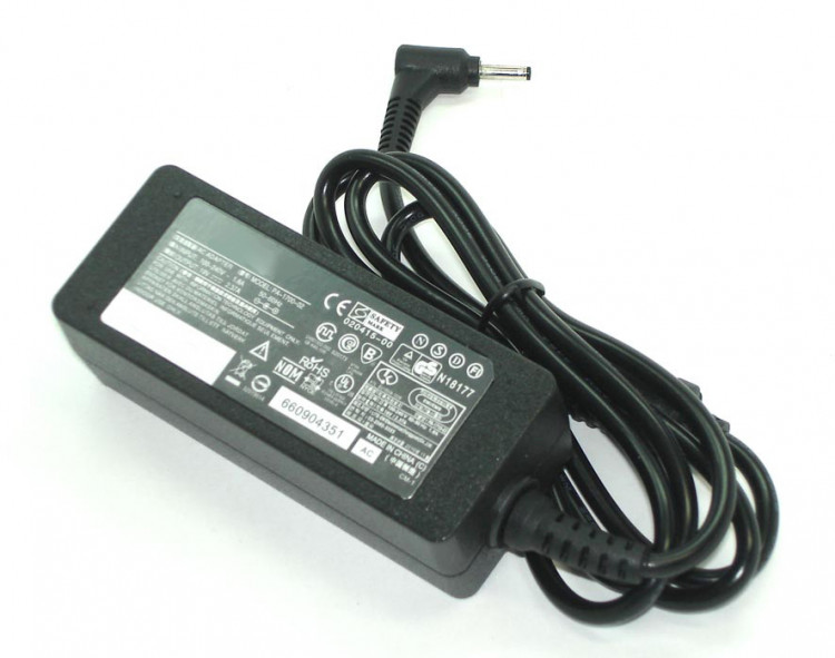 Блок питания для ноутбука 3.0x1.1мм (19V, 2.37A, 45W)